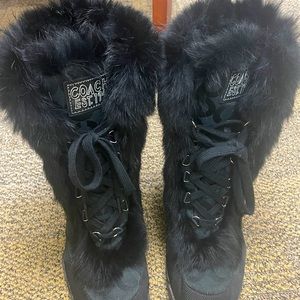 COACH snow boots with rabbit fur